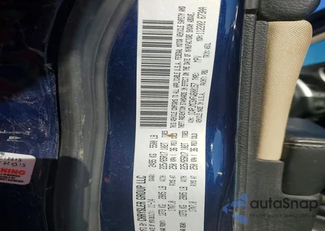 2015 Jeep Cherokee Latitude z USA, uszkodzony, nr VIN 1C4PJMCSXFW600157